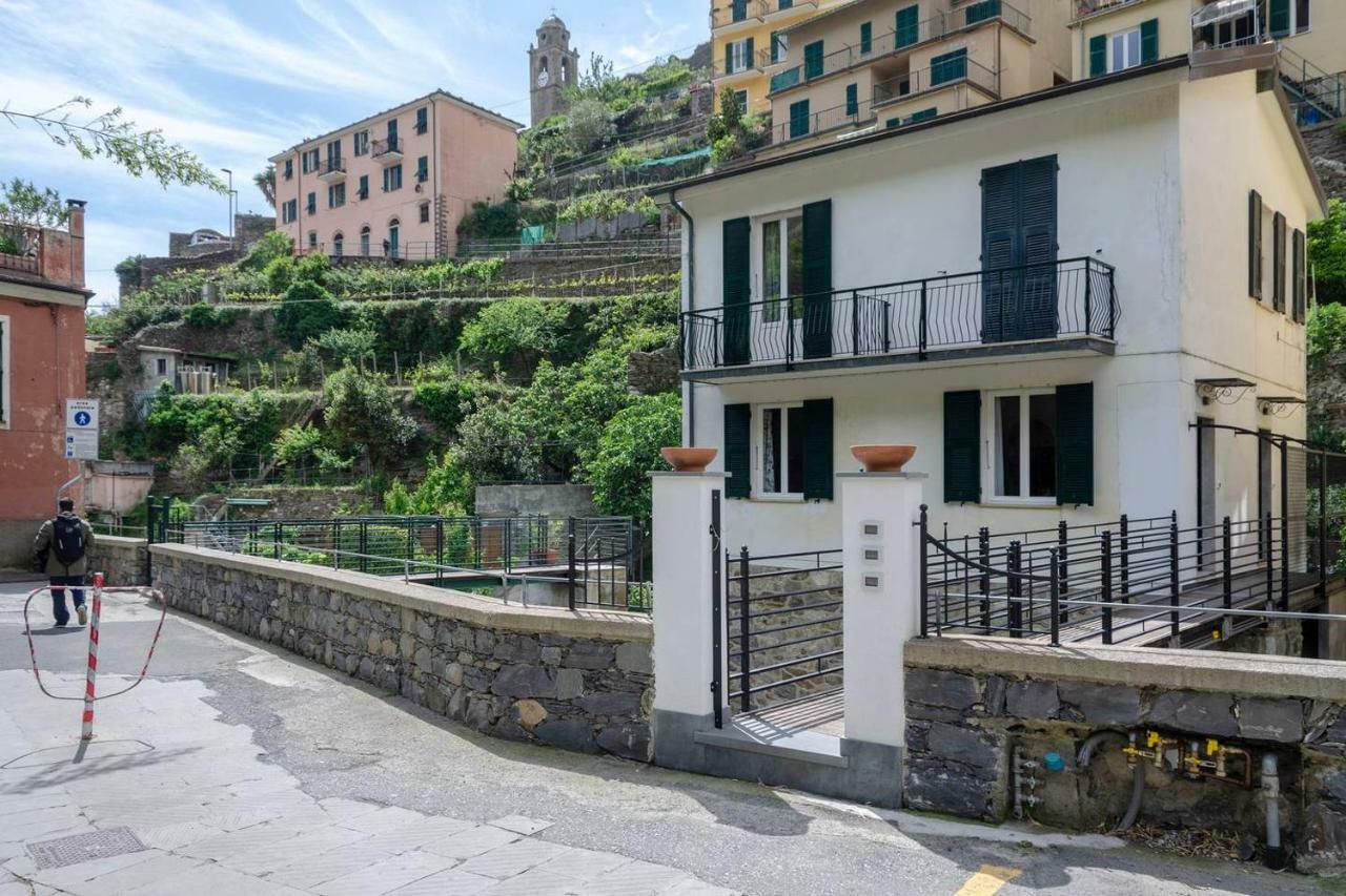 Apartmán Joivy Family Flat With Little Patio, Cinque Terre Vernazza Exteriér fotografie